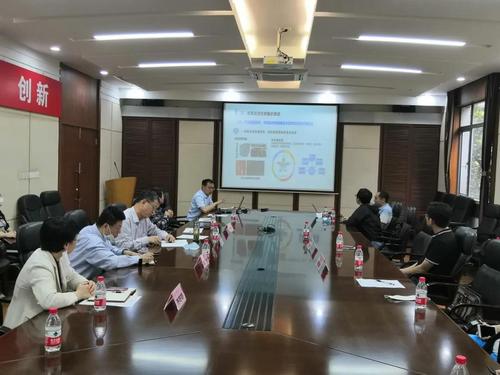 上海硅酸盐所机关第二党支部与上海材料所机关第二党支部开展联学共建,组织"四史"学习教育